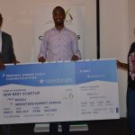 Featured image: Exuus founder and CEO (centre) receiving the prize at Seedstars Kigali (Dev't Bank of Rwanda, PLC via Twitter)