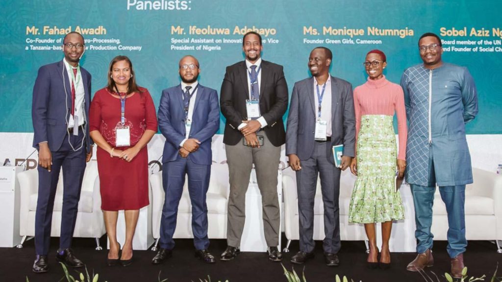 Featured image, left to right: Panelists at youth dialogue on employment challenges and policies at the Africa Economic Conference 