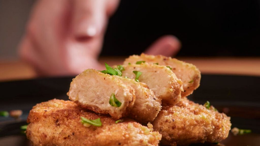 Mogale Meat’s cultivated chicken breast is the first prototype showcased by the South African cellular food-tech company. Photo: Supplied/Ventureburn